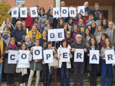 Foto Es hora de cooperar. Logroño.